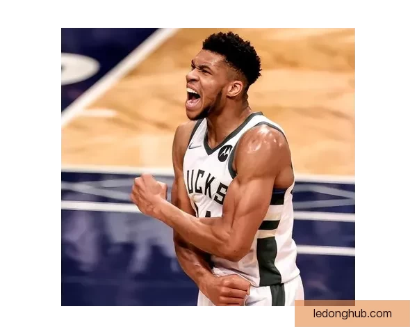 雄鹿主教练里弗斯回应字母哥雪藏事件 强调不应公开讨论此事